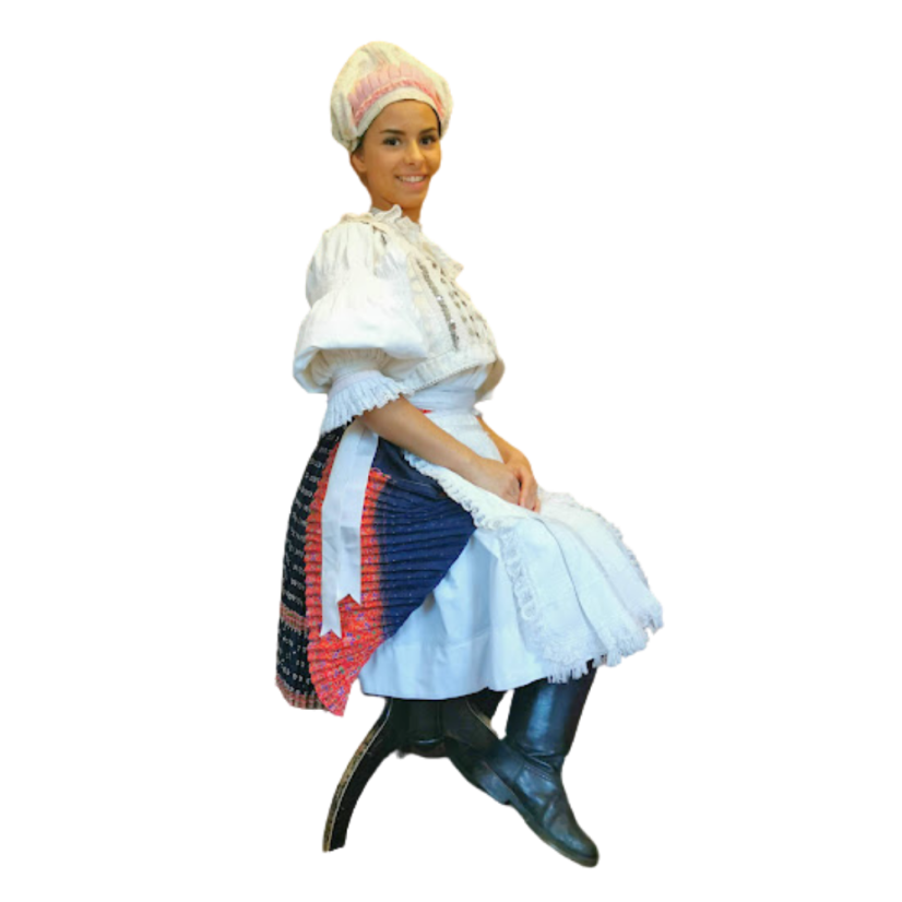 Ženský kroj Pohorelá- biela