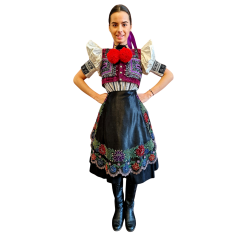 Ženský kroj Dobrá niva